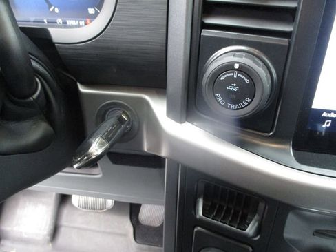 Used 2024 Ford F150 XLT image 12