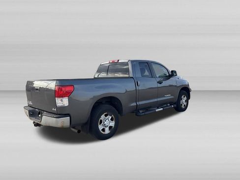 Used 2012 Toyota Tundra 4x4 Double Cab w/ Tow Pkg image 4