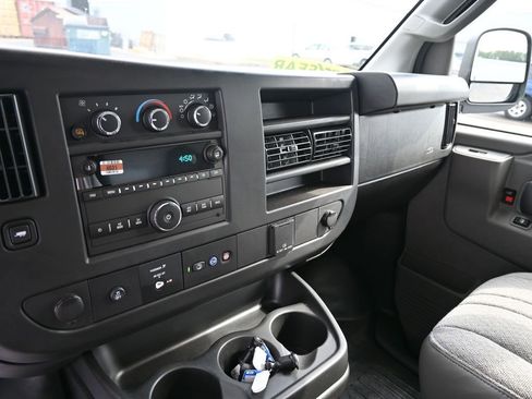 New 2025 GMC Savana 3500 w/ Power Convenience Package image 19