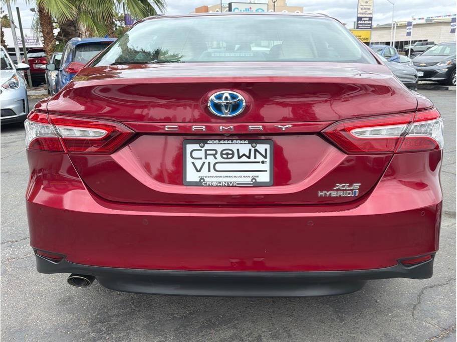 Used 2018 Toyota Camry XLE FWD image 25