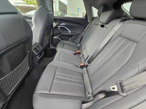 New 2025 Audi Q5 Prestige image 21