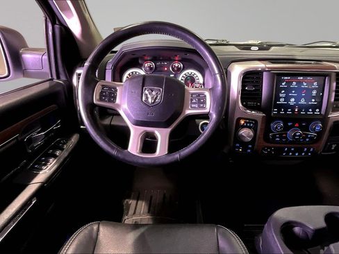 Used 2018 RAM 1500 Laramie w/ Convenience Group image 9