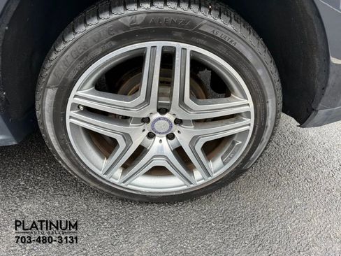 Used 2010 Mercedes-Benz GL 550 4MATIC image 22