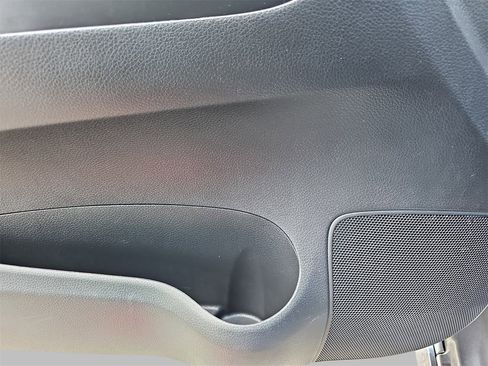 Used 2019 Nissan Sentra SR image 27