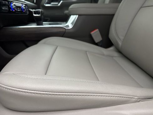 New 2026 GMC Sierra 1500 SLT w/ SLT Premium Plus Package image 23