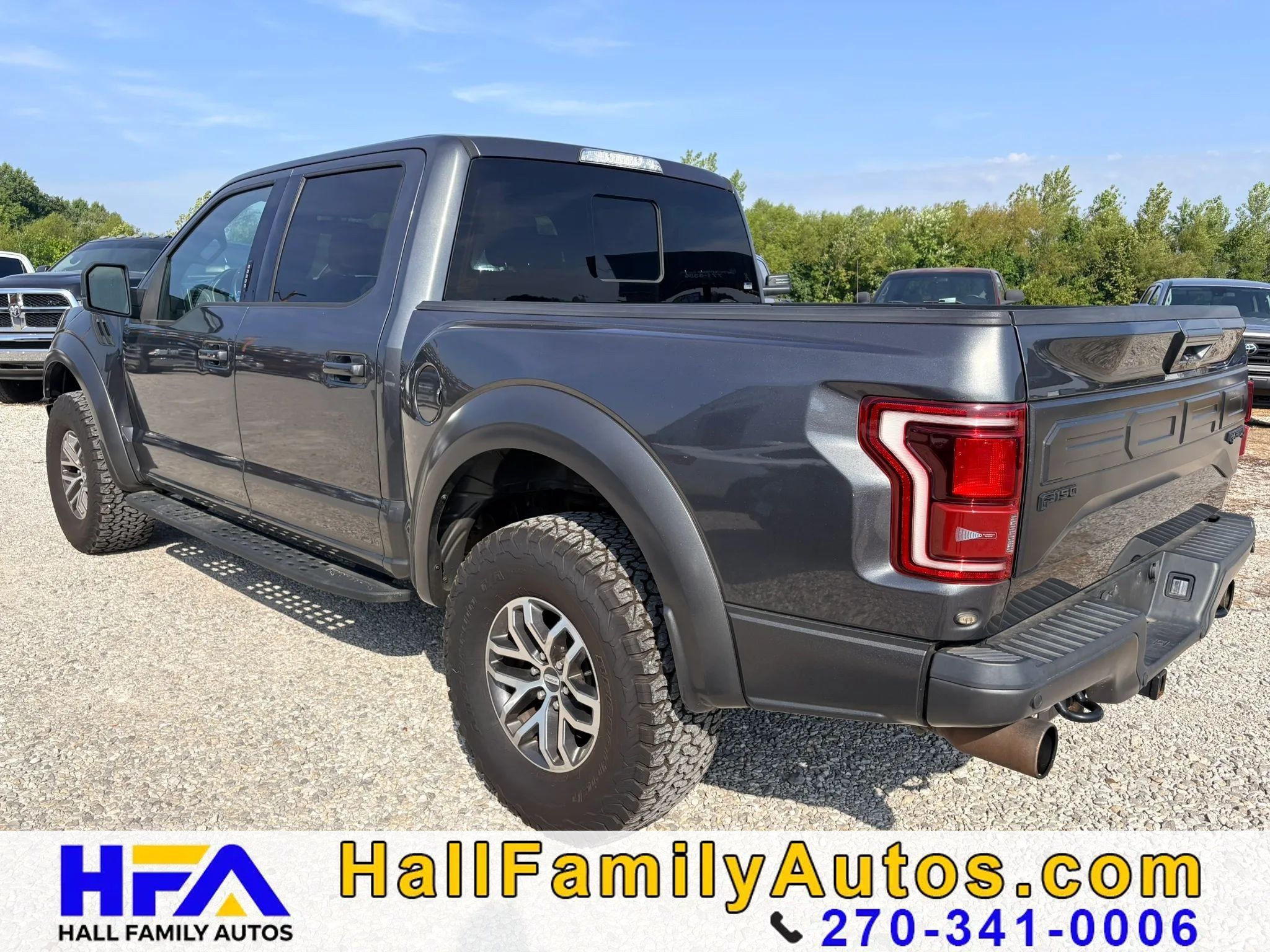 Used 2017 Ford F150 Raptor w/ Equipment Group 802A Luxury AWD/4WD image 3