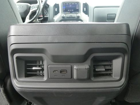 Used 2021 Chevrolet Silverado 1500 RST AWD/4WD image 18