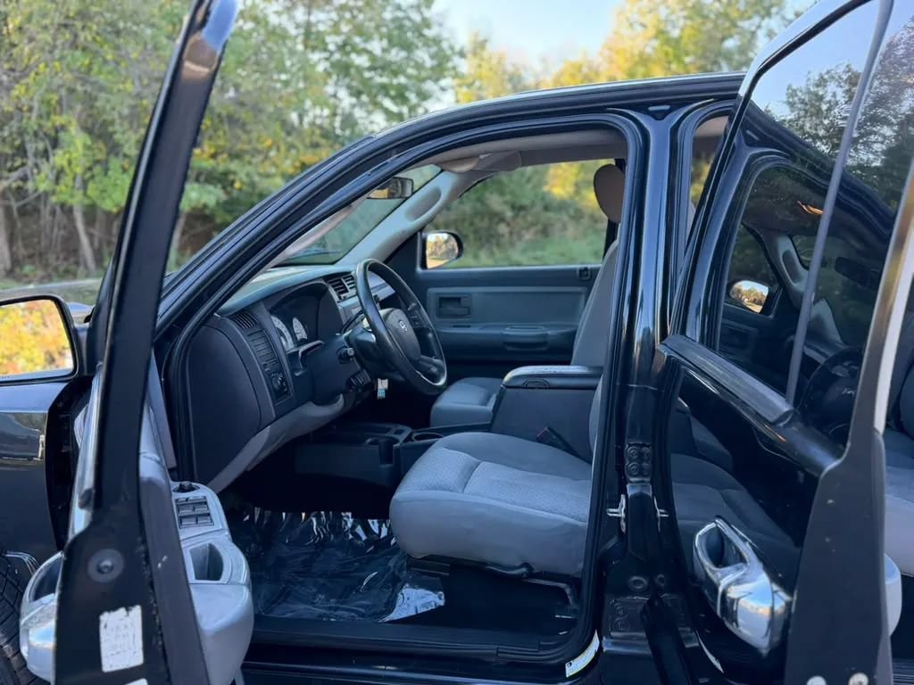 Used 2011 Dodge Dakota Big Horn AWD/4WD image 11