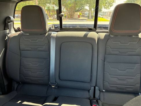 Used 2026 Nissan Frontier PRO-4X AWD/4WD image 33