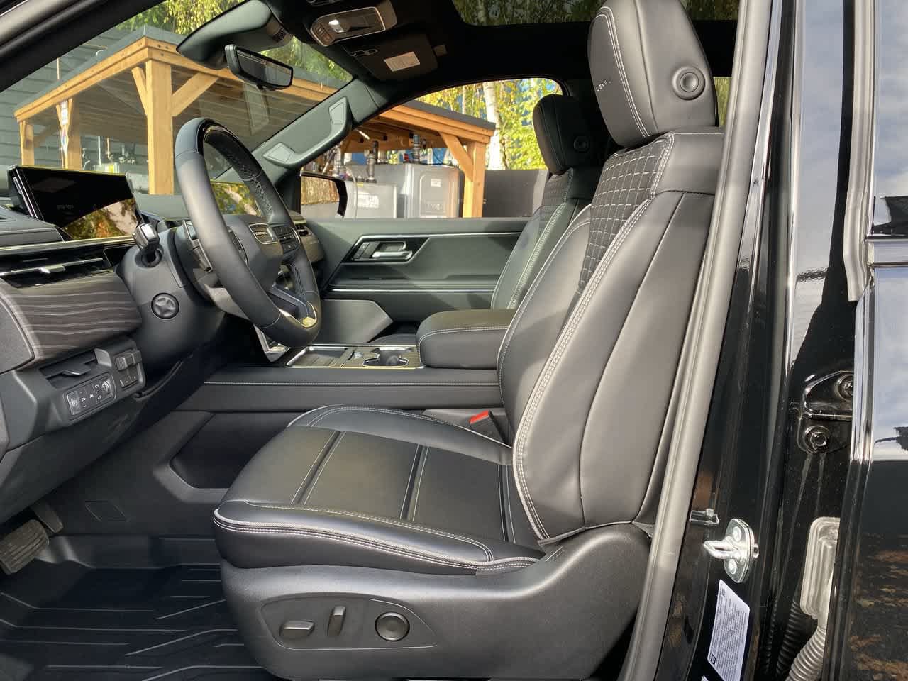 Used 2026 GMC Sierra EV Denali AWD/4WD image 13