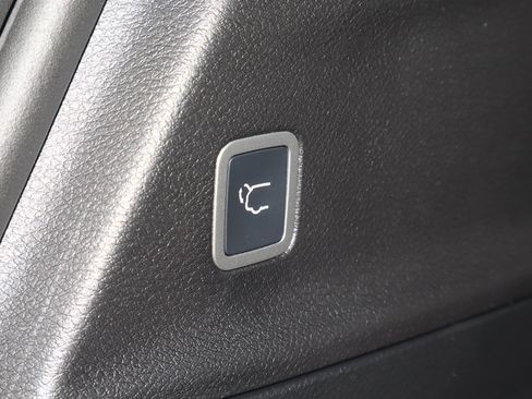 New 2026 Chrysler Pacifica Select image 19