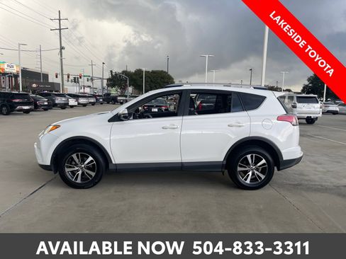 Used 2016 Toyota RAV4 XLE FWD image 2