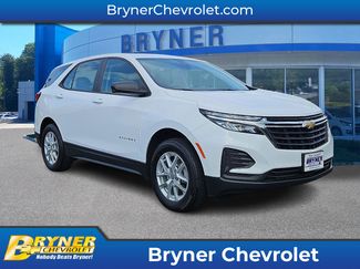 Used 2023 Chevrolet Equinox LS image 1