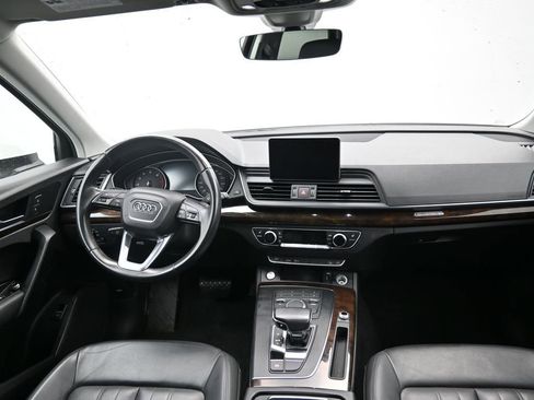 Used 2019 Audi Q5 2.0T Premium image 30