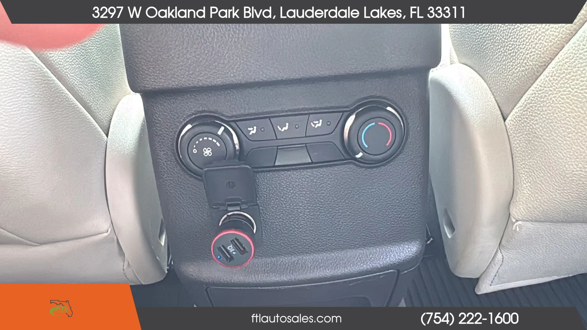 Used 2015 Ford Explorer XLT w/ Equipment Group 201B FWD image 26