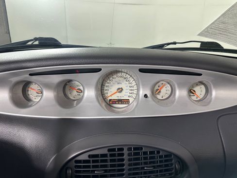 Used 2000 Plymouth Prowler RWD image 22