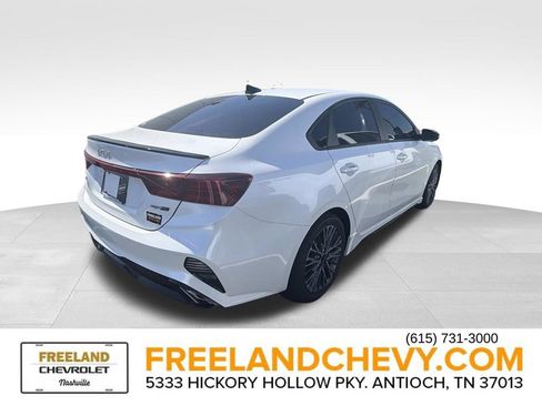 Used 2023 Kia Forte GT-Line w/ GT-Line Premium Package FWD image 2