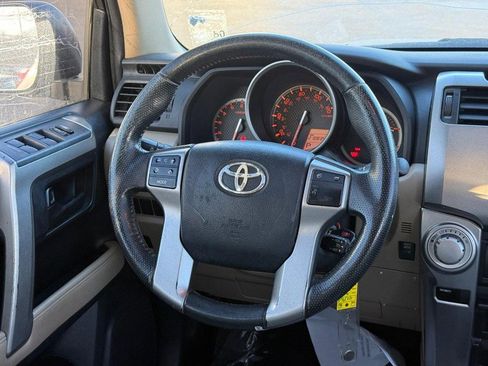Used 2010 Toyota 4Runner SR5 image 15