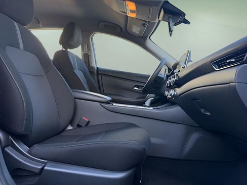 Certified 2025 Nissan Sentra SV image 15