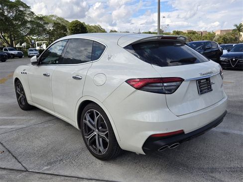Used 2022 Maserati Levante GT image 8