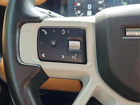 Used 2023 Land Rover Defender 110 S AWD/4WD image 20