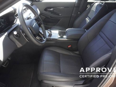 Used 2026 Land Rover Range Rover Evoque Dynamic SE AWD/4WD image 19