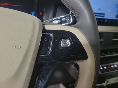 Used 2024 Lincoln Corsair FWD image 22