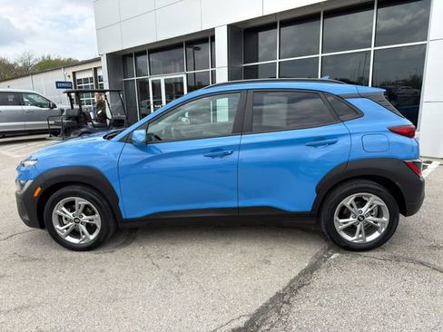Used 2023 Hyundai Kona SEL w/ Cargo Package FWD image 4