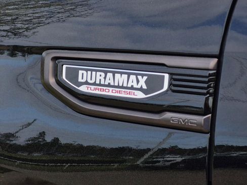 Certified 2024 GMC Sierra 1500 AT4X image 11