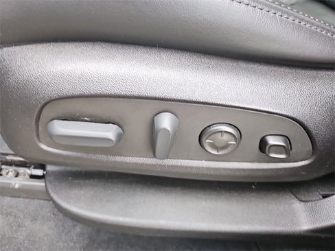 Certified 2023 Buick Enclave Avenir w/ Avenir Technology Package image 30