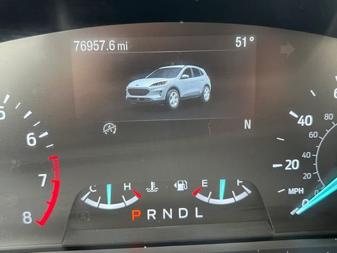 Used 2020 Ford Escape SE FWD image 15