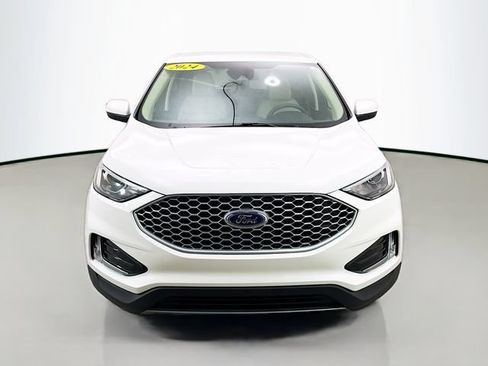 Certified 2024 Ford Edge SEL w/ Convenience Package AWD/4WD image 2