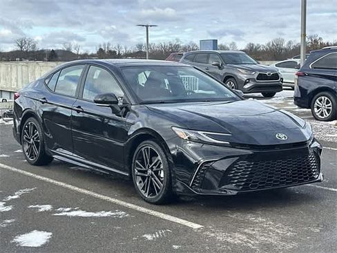 Used 2025 Toyota Camry XSE image 21