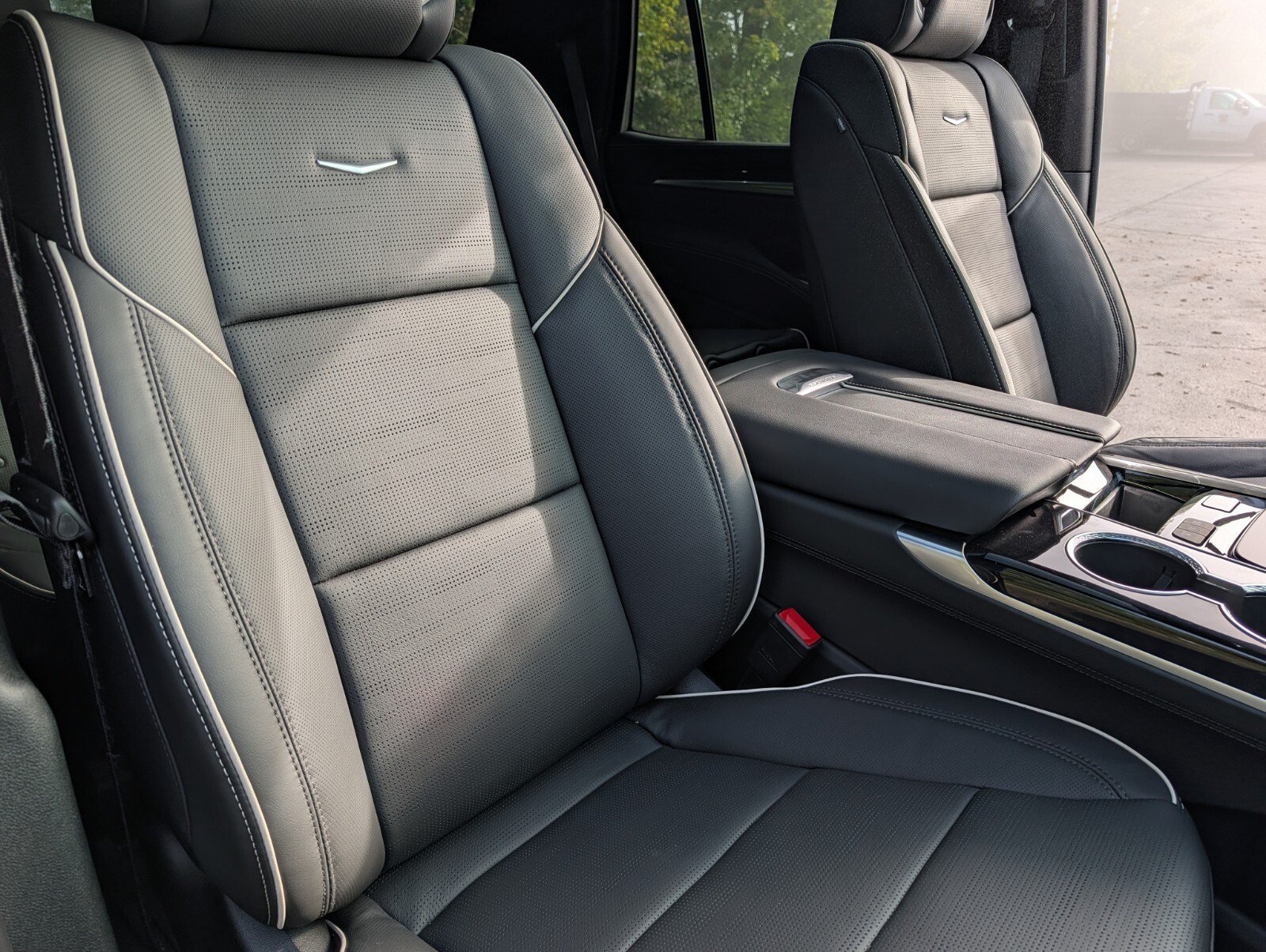New 2026 Cadillac Escalade Sport w/ Touring Package AWD/4WD image 36