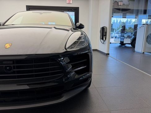 Used 2019 Porsche Macan S AWD/4WD image 23