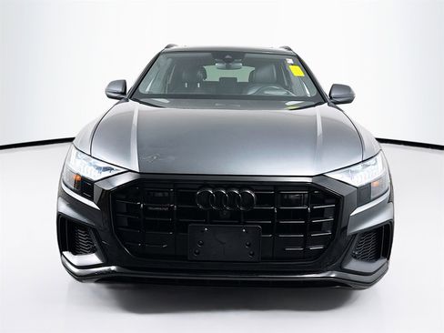 Used 2021 Audi Q8 Prestige w/ Prestige Package image 2