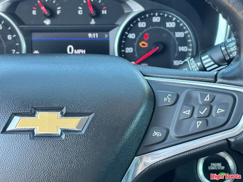 Used 2020 Chevrolet Equinox Premier FWD image 22