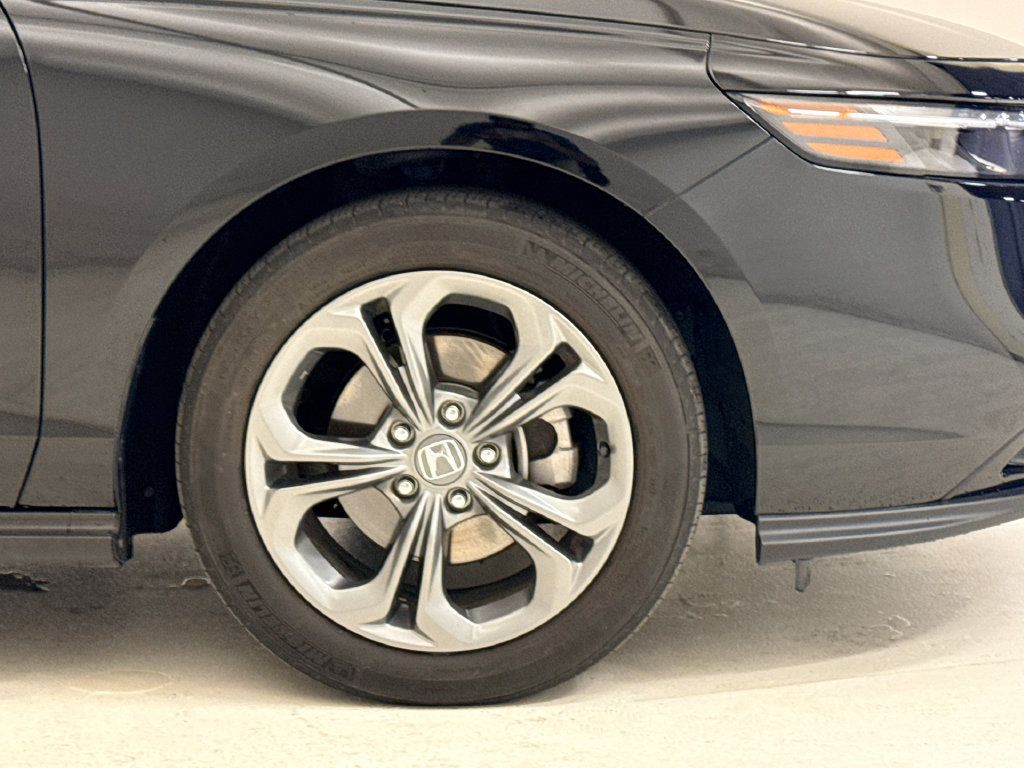 Certified 2024 Honda Accord EX image 6