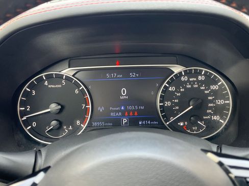 Used 2025 Nissan Altima 2.5 SR image 40