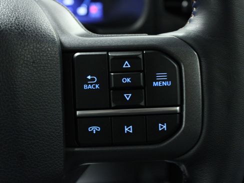 Used 2024 Ford F150 Lightning Lariat image 22