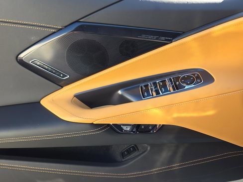 Used 2024 Chevrolet Corvette Stingray Premium Conv w/ Z51 Performance Package image 29