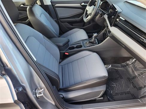 New 2026 Volkswagen Jetta SE image 12