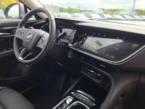 Used 2023 Buick Envision Essence image 8
