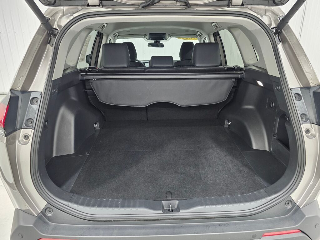 Used 2026 Toyota RAV4 XLE Premium AWD/4WD image 15