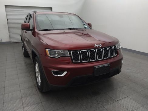 Used 2021 Jeep Grand Cherokee Laredo RWD image 14