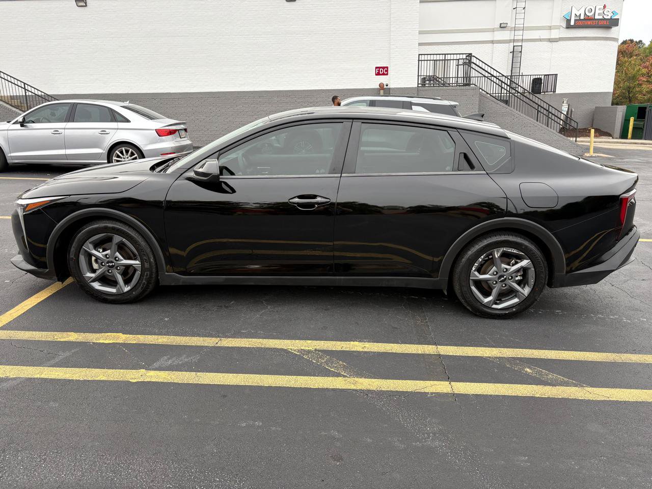 Used 2025 Kia K4 FWD image 8