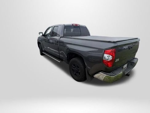 Used 2017 Toyota Tundra SR5 AWD/4WD image 6