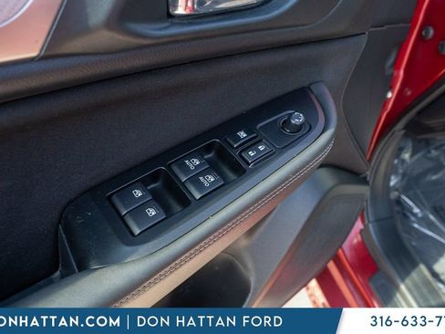Used 2015 Subaru Legacy 2.5i Premium AWD/4WD image 16