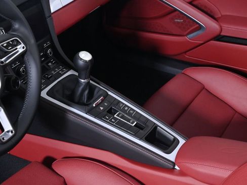 Certified 2025 Porsche 718 Boxster GTS RWD image 17