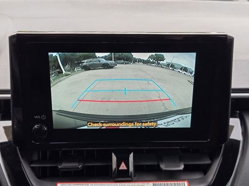 Used 2024 Toyota Corolla Cross AWD Hybrid image 12